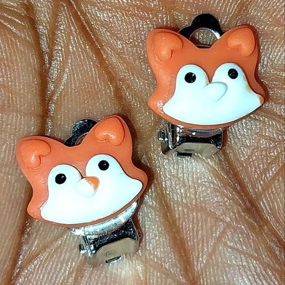 Beautiful girls fox clip-on earrings for kids - Picture 2 of 4